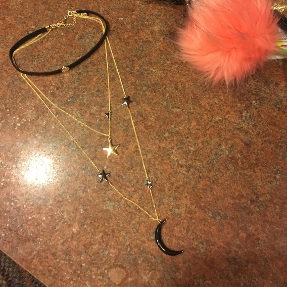 COPY - ⭐️🌙STAR/MOON CHOKER - Picture 2 of 4